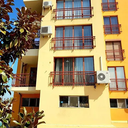 شقة Rent Zornica نيسيبار